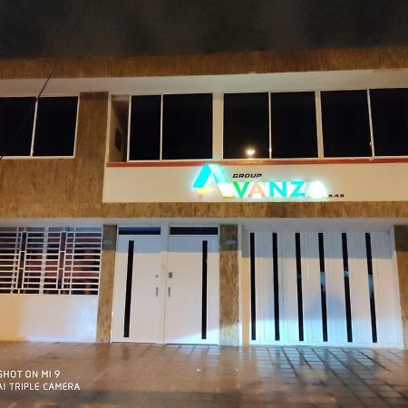 Hostal Avanza Кали Экстерьер фото
