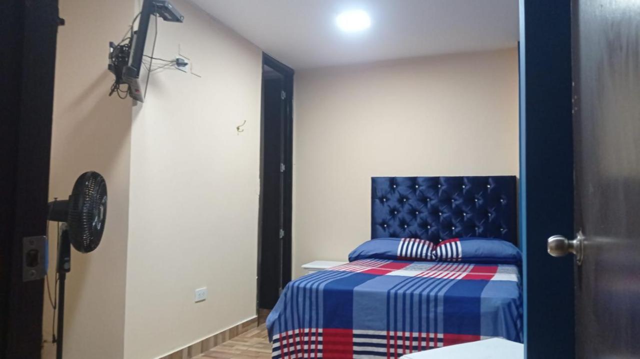 Hostal Avanza Кали Экстерьер фото