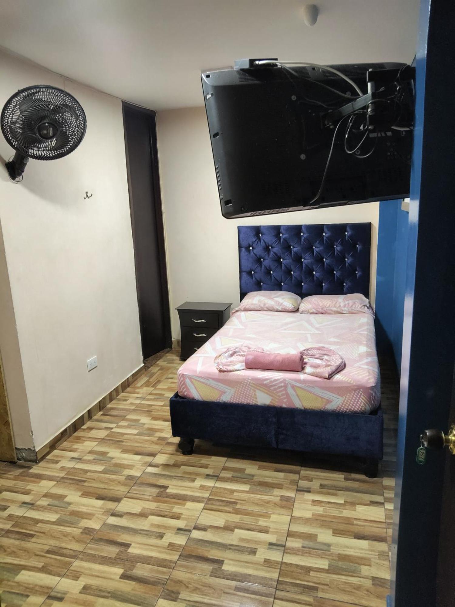 Hostal Avanza Кали Экстерьер фото
