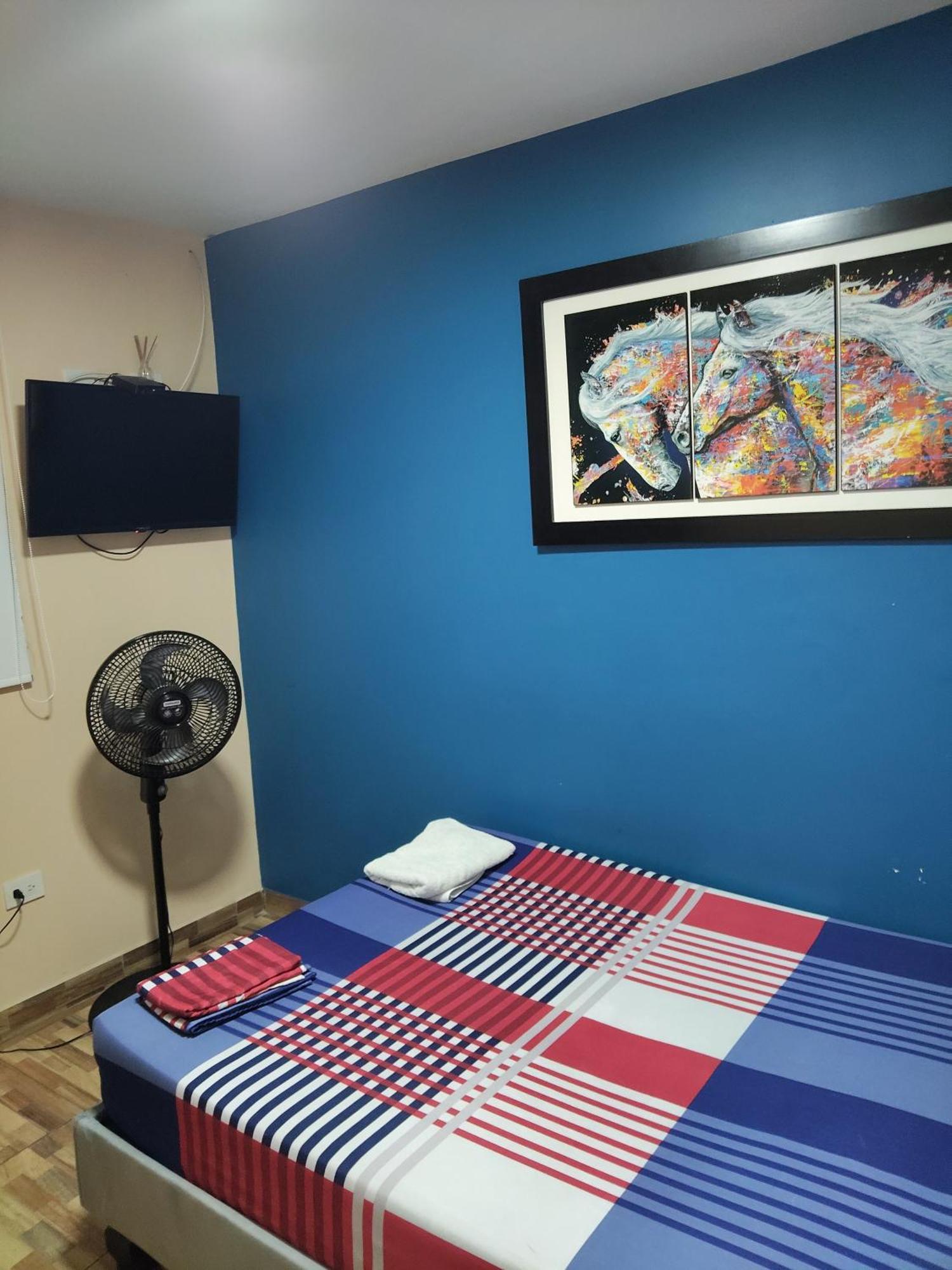 Hostal Avanza Кали Экстерьер фото