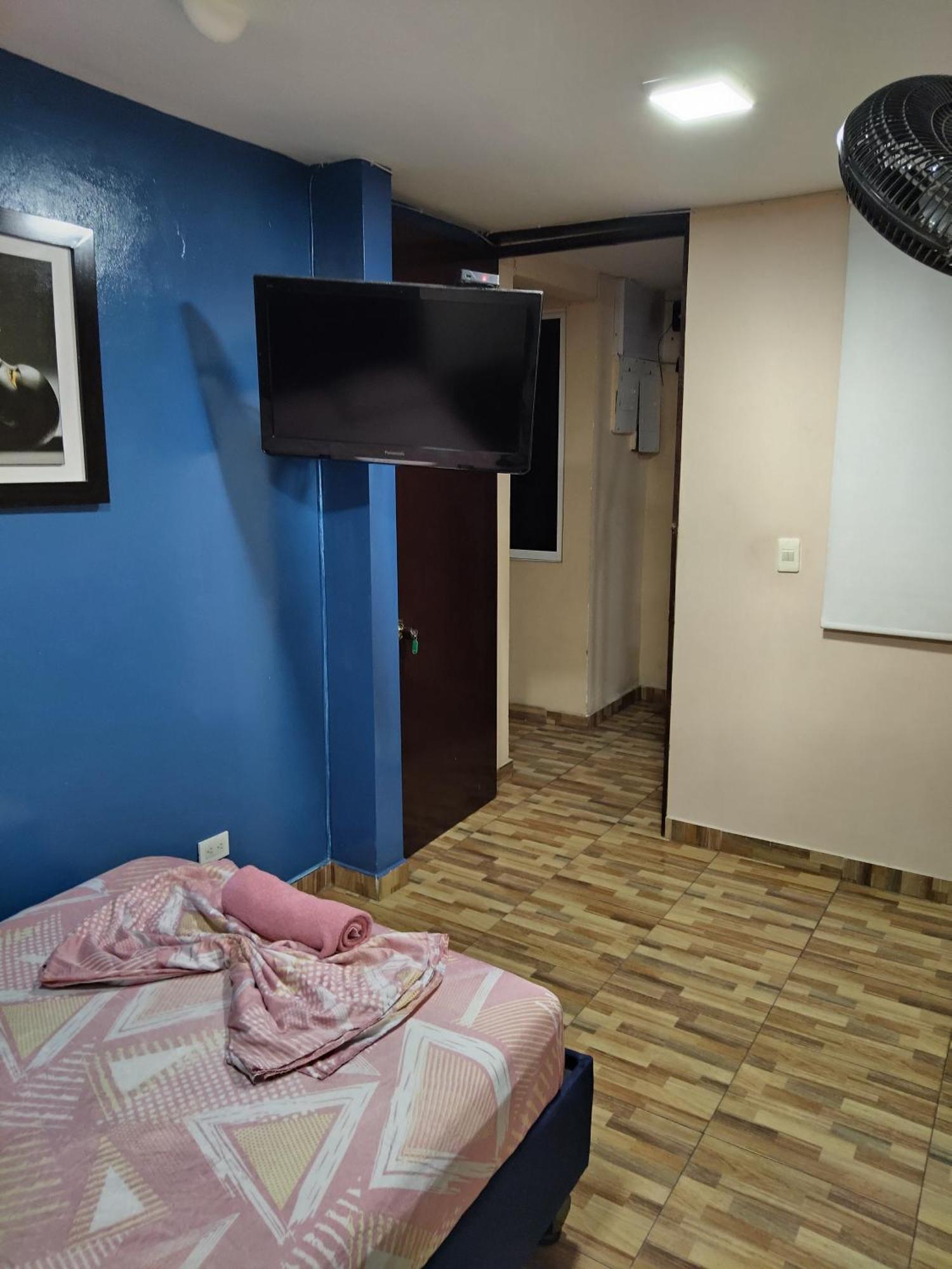 Hostal Avanza Кали Экстерьер фото
